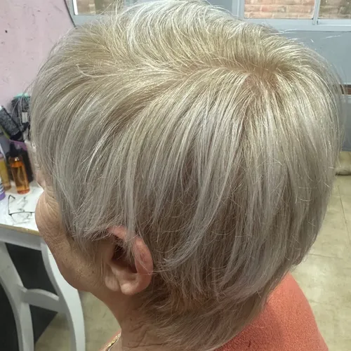 Corte femenino 