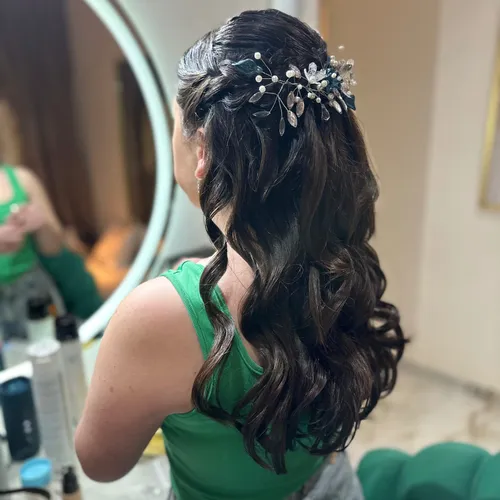 Peinado/maquillaje básico 