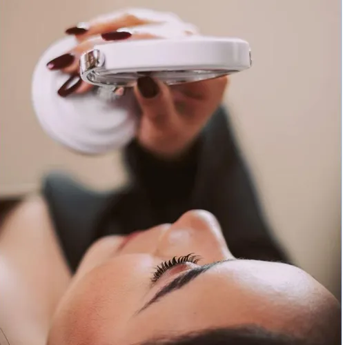 Limpieza facial & Laminado o Lifting de pestañas