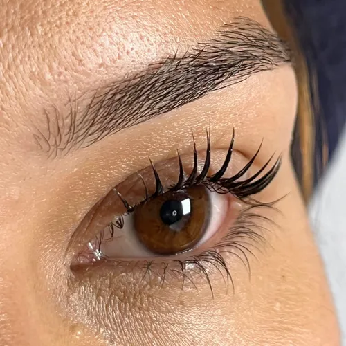 Lash lifting de pestañas (incluye nutricion)