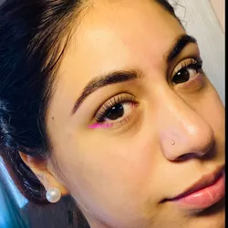 Lifting premium + diseño de cejas con tinte/henna (promo 5)