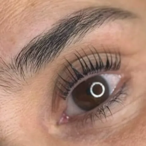 LIFTING DE PESTAÑAS+PERFILADO DE CEJAS