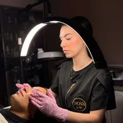 Deep clean+ Dermaplaning