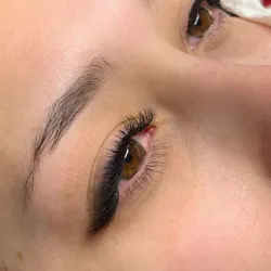 FOXY EYES 