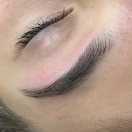 Perfilado de cejas