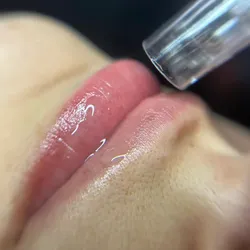 Baby lips 