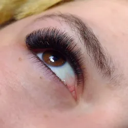 Volumen Cutie Lashes 