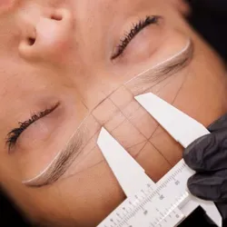 Perfilado de Cejas 