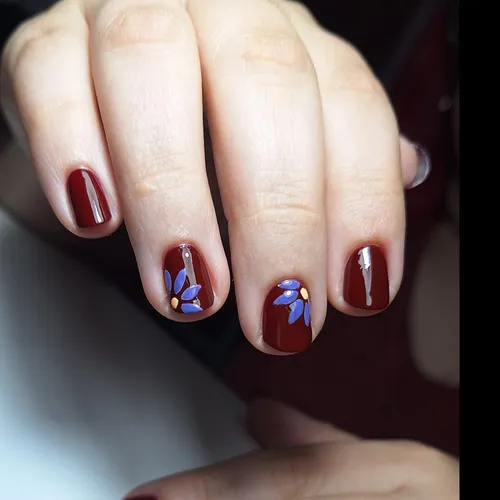 Manicuría + esmaltado tradicional