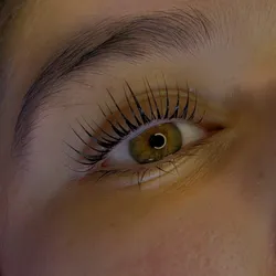 Lash Lifting
