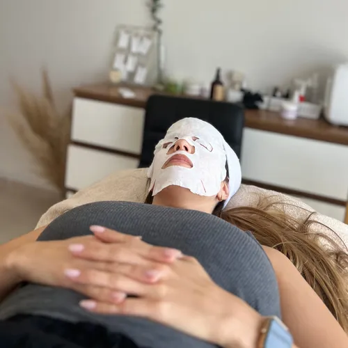 Deluxe Facial Treatment