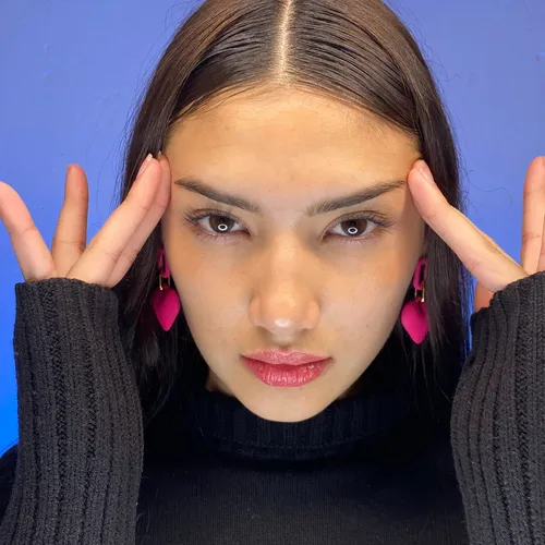 Perfilado y diseño de cejas 