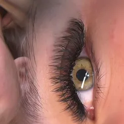 Extensiones de pestañas tecnológicas brasileras 