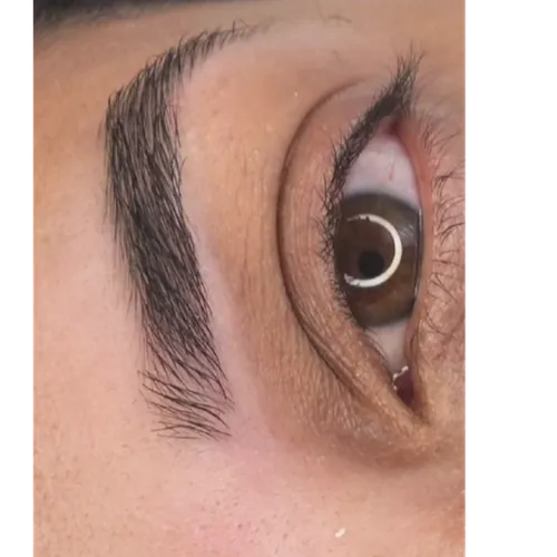 Perfilado de cejas