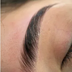 Laminado de cejas completo (sin tinte)