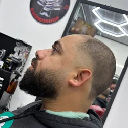 Corte y barba