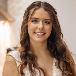 Maquillaje Quinceañeras y Novias  