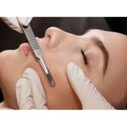  FACIAL GLOW Premium (Higiene+Peeling+Dermaplaning+Activos)
