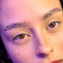 Laminado de Cejas (incluye perfilado)