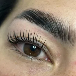 2️⃣BLOOMING FULL 💜 Lifting Premium + Laminado de Cejas + Di