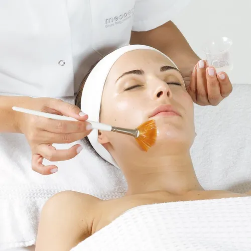 HIGIENE FACIAL PROFUNDA CON PEELING