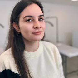 Perfilado y nutrición de cejas (Ideal para mantener el laminado)