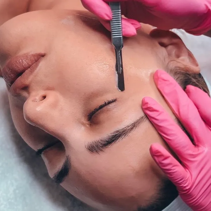 Aplicación de Toxina Botulínica