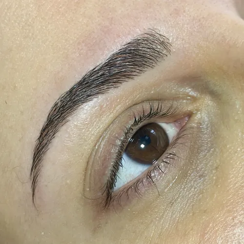 DISEÑO Y PERFILADO de CEJAS (Mantenimiento a los 15/21 días)