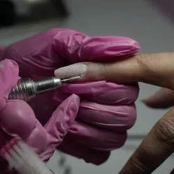 Remoción de servicio de uñas
