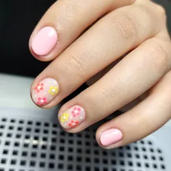 Esmaltado semipermanente con 2 o 3 decos