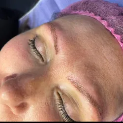 Perfilado de Cejas