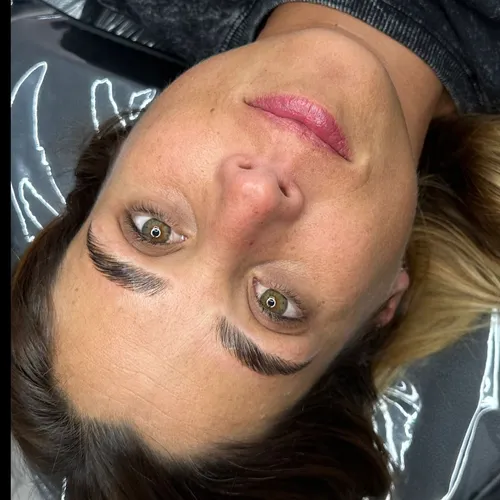 Laminado de cejas 