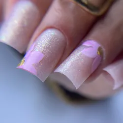 Uñas esculpidas 