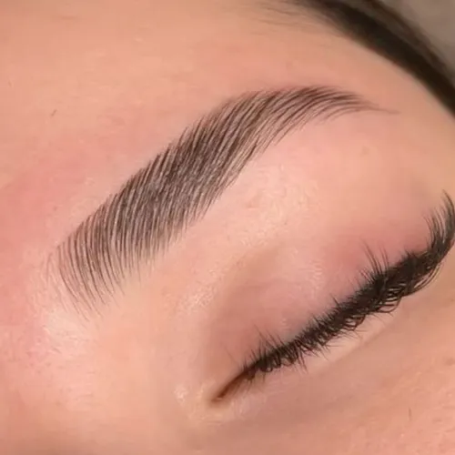 Perfilado de cejas 