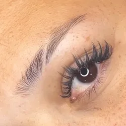 spire lashes 🕷️