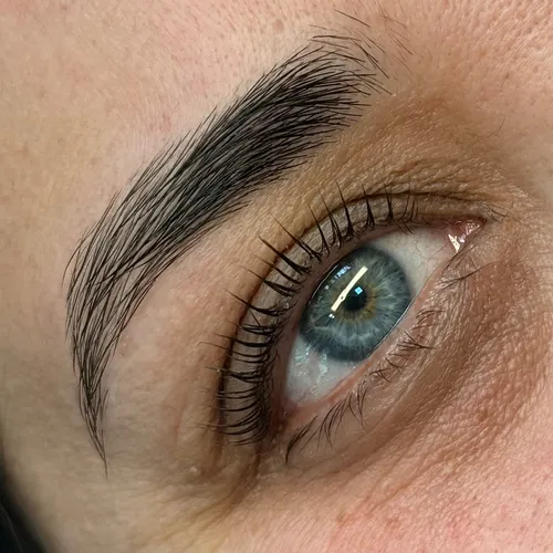 Perfilado y Depilado de cejas
