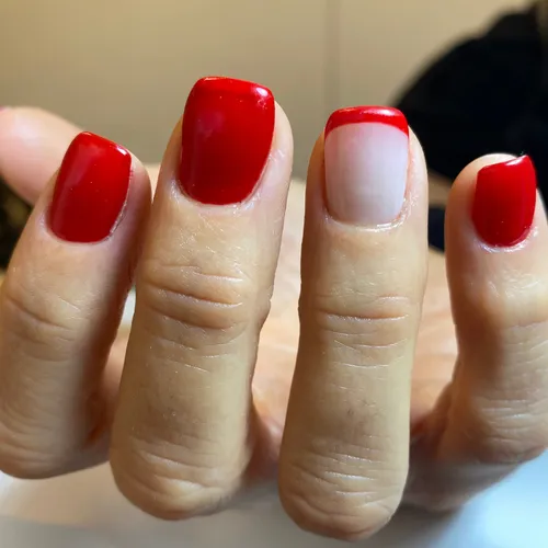 Esmaltado semi + base fortalecedora 