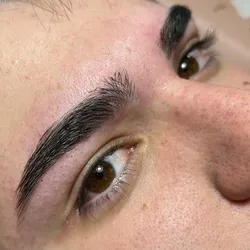 Perfilado de Cejas 