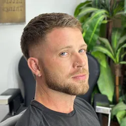 Corte y Barba ( Efectivo o Transferencia )