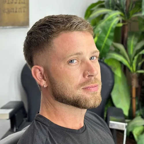 Corte y Barba ( Efectivo o Transferencia )