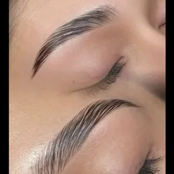 Laminado de cejas