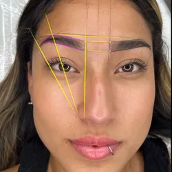 Perfilado de cejas 