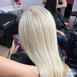 Decoloración Global Mujer Desde...