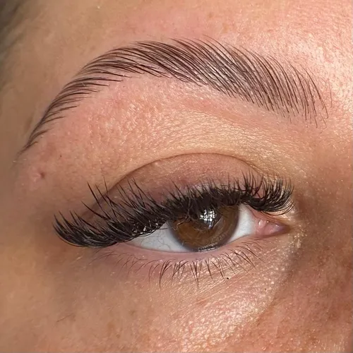 Diseño full de cejas 
