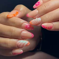 Soft gel full nail-art
