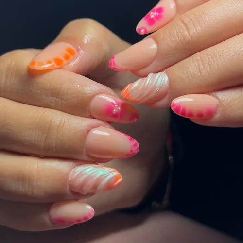 Soft gel full nail-art