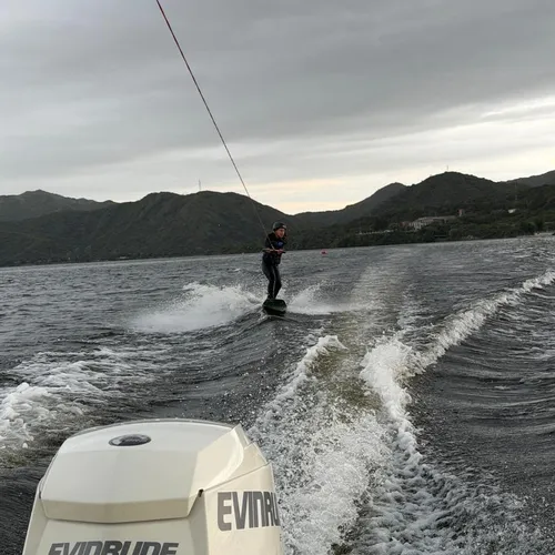 Clases de Wakeboard