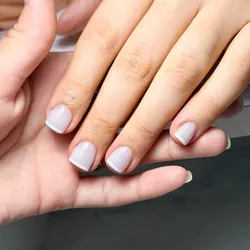 Esmaltado semipermanente (cat eyes, french,nail art,dijes)
