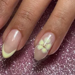 Diseño en más de dos uñas 