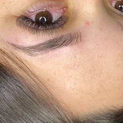 Perfilado de cejas